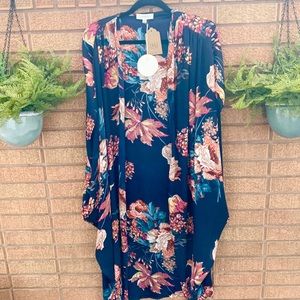 Umgee floral Kimono